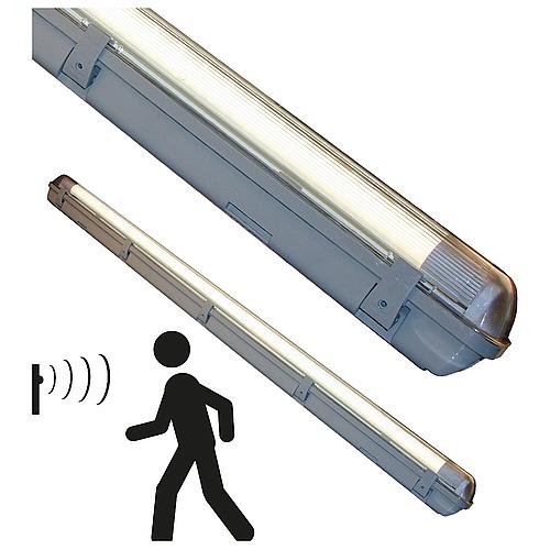 Luminaire LED pour locaux humides IK08, avec détecteur de mouvement Anwendung 4