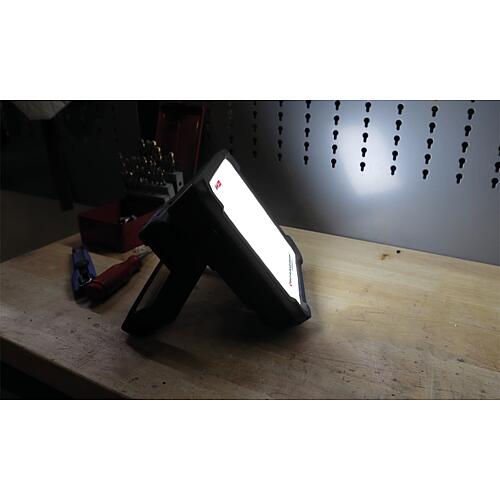 Projecteur de chantier LED à accu VEGA 4 CONNECT, 12/18 V sans accu ni Chargeur
 Anwendung 4