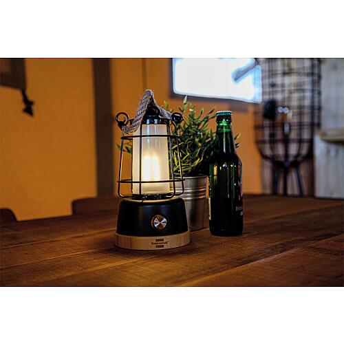 Lampe de camping AKKU CAL 1 avec corde de chanvre et socle en bambou Anwendung 2