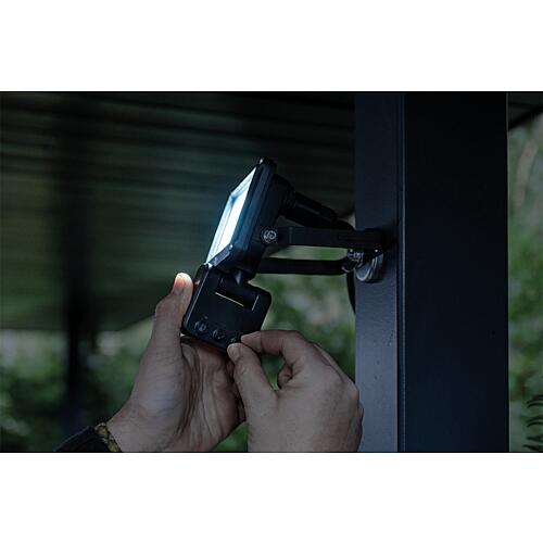 Projecteur à LED Jaro avec détecteur de mouvement Anwendung 1