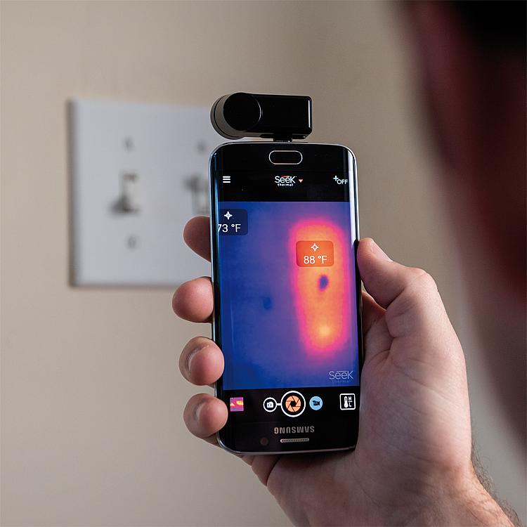 Caméra infrarouge SeeK Thermal Compact pour iPhone (à partir IOS 8.0)