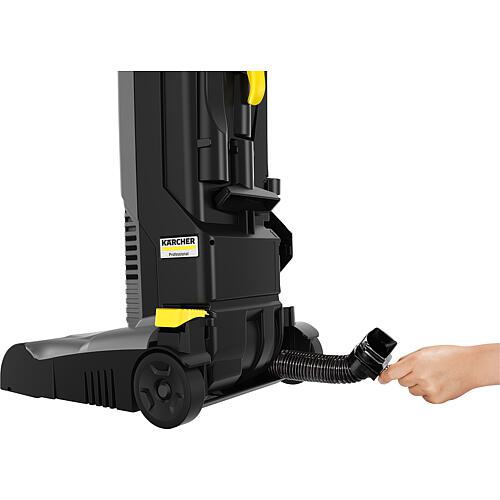 Aspirateur à brosse pour moquettes CV 38/2 Adv, avec réservoir en plastique de 5,5 l Anwendung 3