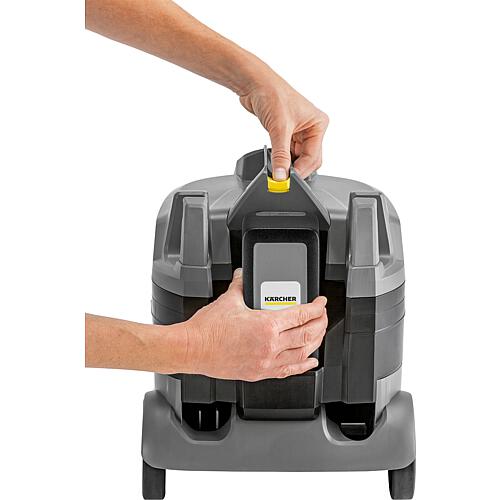 Aspirateur à sec sans fil T 9/1 Bp, avec réservoir en plastique de 9 l Anwendung 2