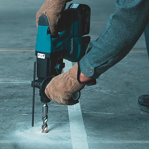 Perforateurs-burineurs sans fil DHR243, 18 V avec mandrin à serrage rapide Anwendung 1