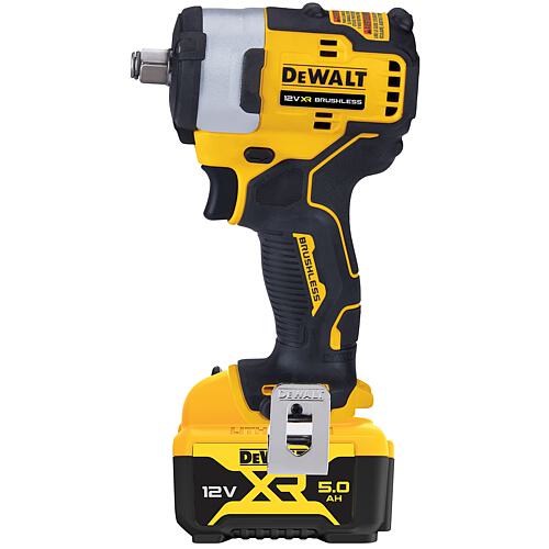 Visseuse à chocs sans fil DCF901P2-QW, 12 V Anwendung 1