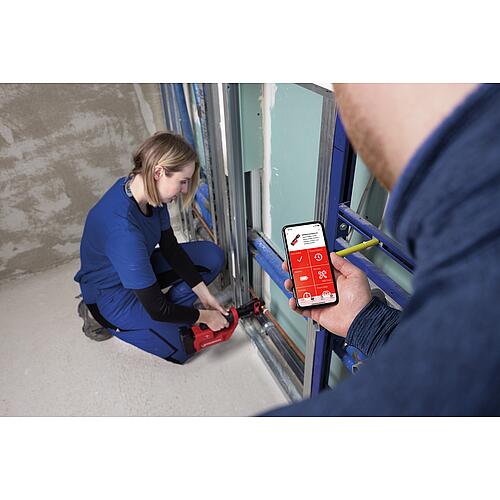 Sertisseuse sur accu Rothenberger ROMAX Compact Kit >B< Maxi Pro 1/4" - 1 1/8", avec accu 2,0 Ah CAS Anwendung 3