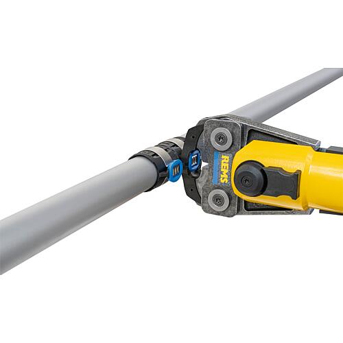 Pinces à sertir pour Geberit FlowFit, pour machines à sertir standard Anwendung 1