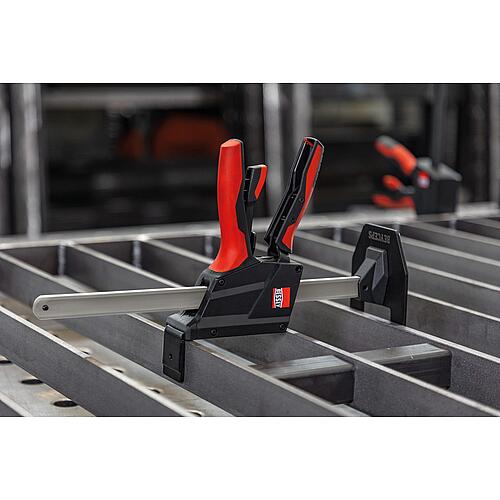 Outillage de montage à une main BESSEY BEYCEPS BEY23 Anwendung 6