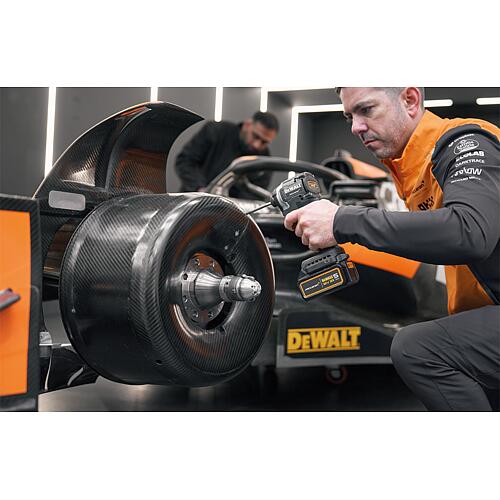 Visseuses à chocs sans fil DeWALT DCF85MP2T-QW, 18 V
McLaren Edition avec mallette de transport Anwendung 3