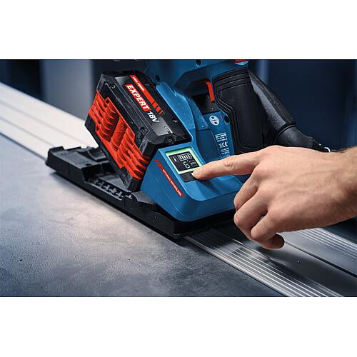 Scie circulaire plongeante sans fil BOSCH EXPERT EXKT18V-52G sans Batteries + Chargeurs Anwendung 1