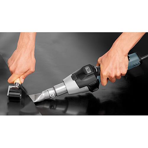 Buse plate coudée STEINEL 40 x 2 pour pistolet à air chaud HM 2620 E (N° de commande : 80 247 25) Anwendung 1