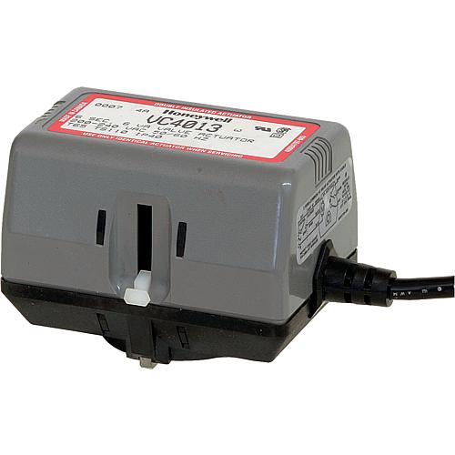 Servomoteur, commutateur unipolaire, commande avec deux phases EPU