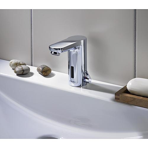 Mitigeur de lavabo infrarouge Schell Celis E HD-M Anwendung 1