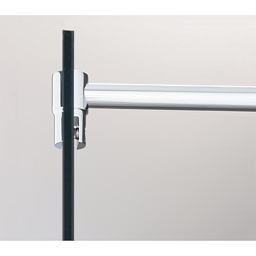 Cabine de douche Équerre Rock, 1 porte battante et 1 paroi latérale avec barre de stabilisation Anwendung 4